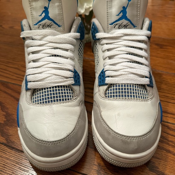 Jordan 4 Retro Military Blue (2012) Size 9 - Picture 7 of 10